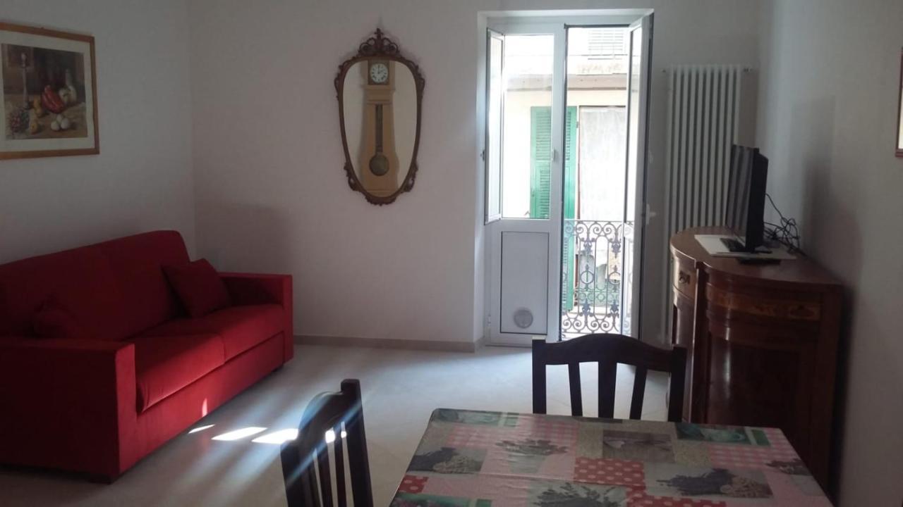Case Rossa E Blu Villanova d'Albenga Εξωτερικό φωτογραφία