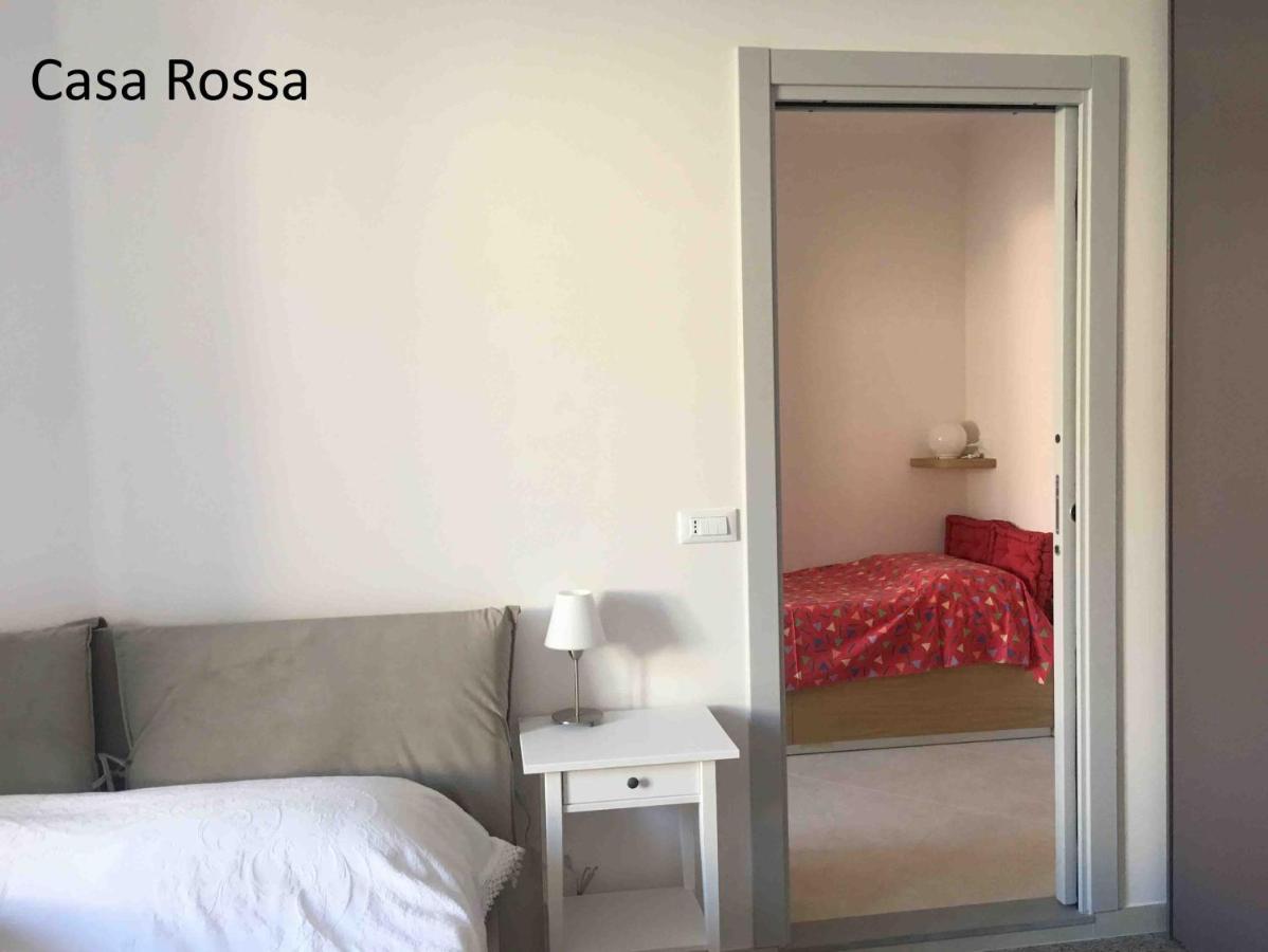 Case Rossa E Blu Villanova d'Albenga Εξωτερικό φωτογραφία