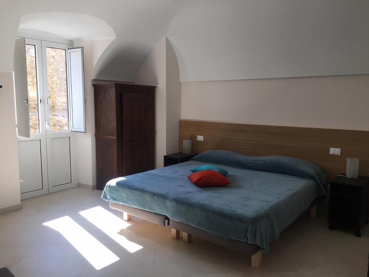 Case Rossa E Blu Villanova d'Albenga Εξωτερικό φωτογραφία