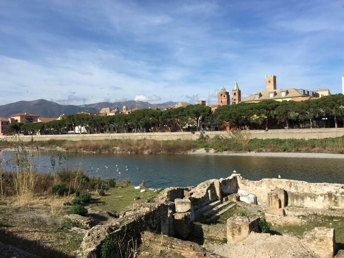 Case Rossa E Blu Villanova d'Albenga Εξωτερικό φωτογραφία